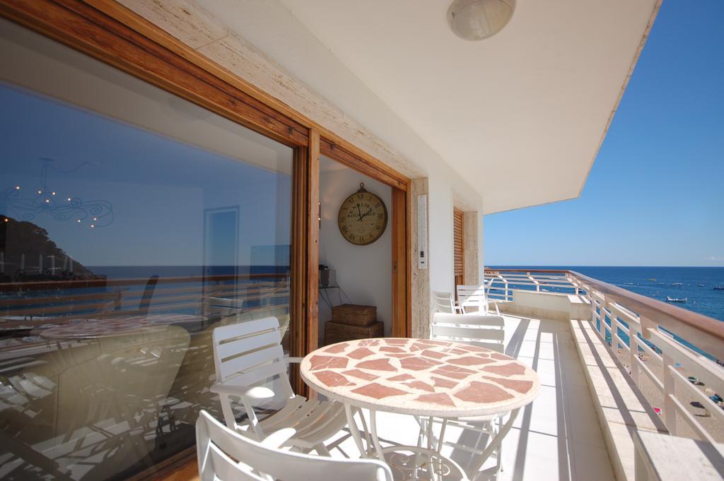 Lets Holidays Tossa De Mar Beach Apartment Exterior foto